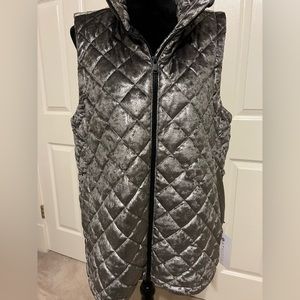 Athleta vest…. PRICE DROP 🎆